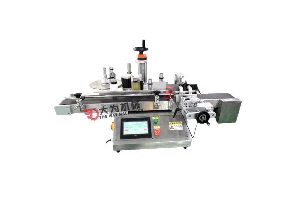 【圓瓶貼標機】圓瓶貼標機有哪些優(yōu)勢特點呢？(圖1)